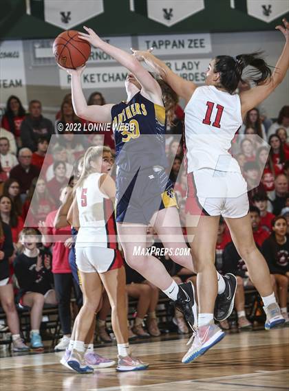 Thumbnail 3 in Tappan Zee vs Walter Panas (Section 1 Class A Final) photogallery.