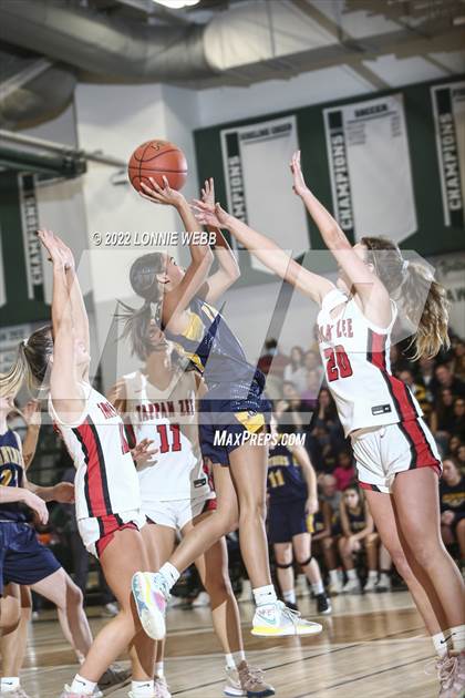 Thumbnail 1 in Tappan Zee vs Walter Panas (Section 1 Class A Final) photogallery.