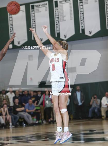 Thumbnail 1 in Tappan Zee vs Walter Panas (Section 1 Class A Final) photogallery.
