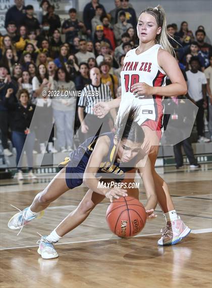 Thumbnail 3 in Tappan Zee vs Walter Panas (Section 1 Class A Final) photogallery.