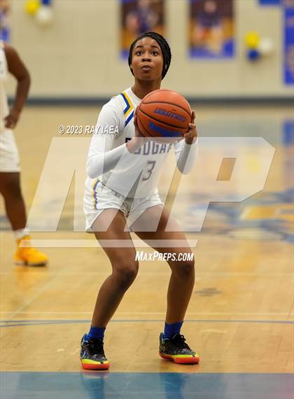 Thumbnail 2 in Capital Christian @ Del Campo photogallery.