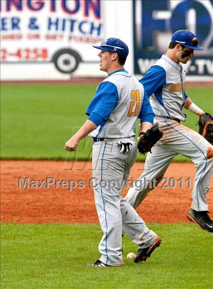 Thumbnail 2 in Newport Central Catholic vs. Reidland (All A Classic Whitaker Bank Field) photogallery.