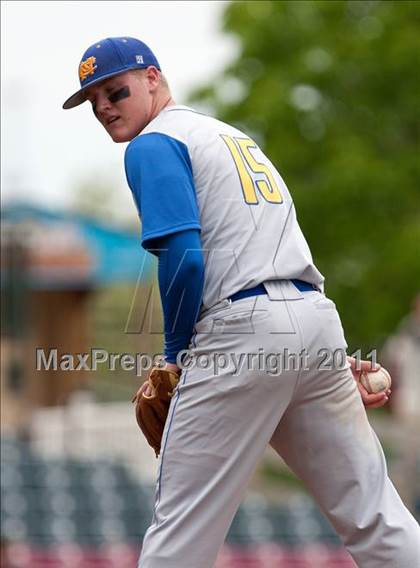 Thumbnail 3 in Newport Central Catholic vs. Reidland (All A Classic Whitaker Bank Field) photogallery.