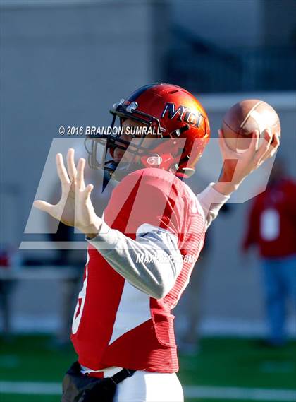 Thumbnail 1 in Alabama vs Mississippi All-Star Game (Cramton Bowl) photogallery.