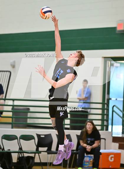 Thumbnail 2 in Deer Valley vs. Northwest Christian (AIA 4A Final) photogallery.