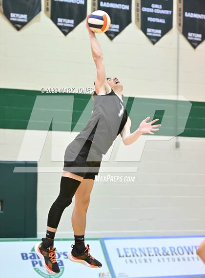Thumbnail 3 in Deer Valley vs. Northwest Christian (AIA 4A Final) photogallery.