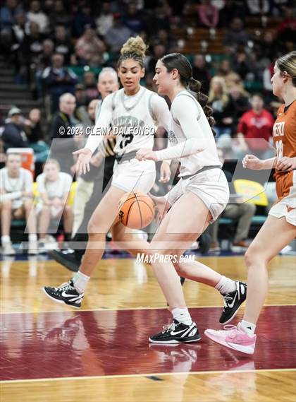 Thumbnail 1 in Mead vs Roosevelt (CHSAA 5A Final 4) photogallery.