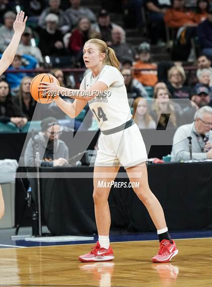 Thumbnail 3 in Mead vs Roosevelt (CHSAA 5A Final 4) photogallery.