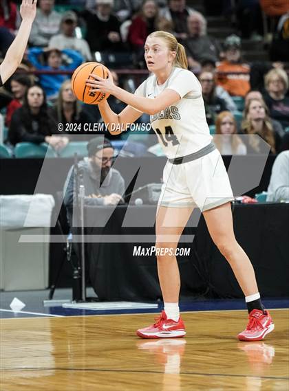 Thumbnail 2 in Mead vs Roosevelt (CHSAA 5A Final 4) photogallery.
