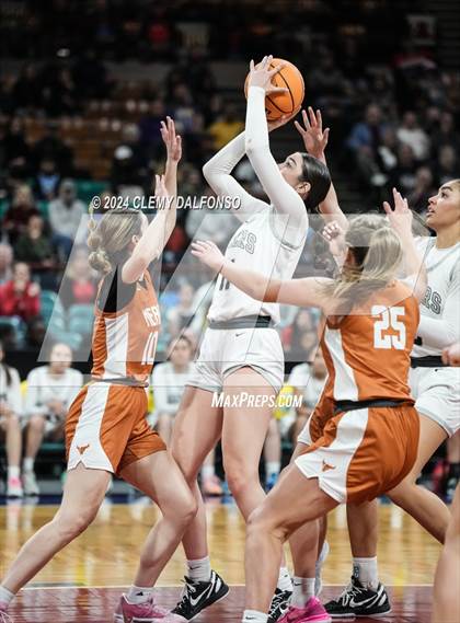 Thumbnail 2 in Mead vs Roosevelt (CHSAA 5A Final 4) photogallery.