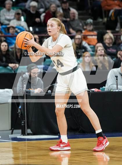 Thumbnail 1 in Mead vs Roosevelt (CHSAA 5A Final 4) photogallery.