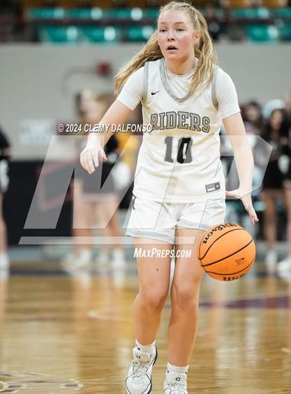 Thumbnail 3 in Mead vs Roosevelt (CHSAA 5A Final 4) photogallery.