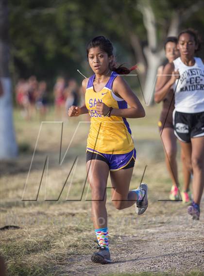 Thumbnail 3 in Brownsville Invitational photogallery.