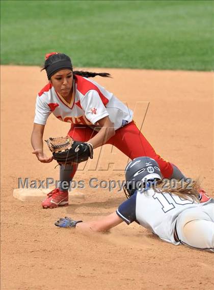 Thumbnail 1 in Cathedral Catholic vs. Northwood photogallery.