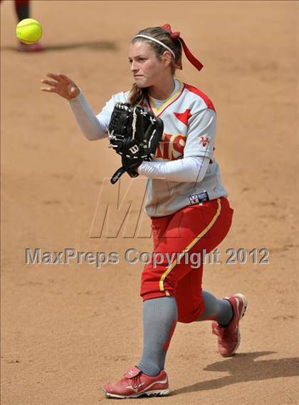 Thumbnail 2 in Cathedral Catholic vs. Northwood photogallery.