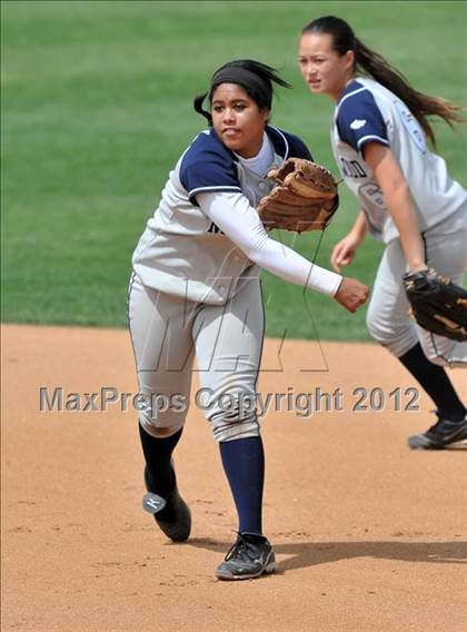 Thumbnail 2 in Cathedral Catholic vs. Northwood photogallery.