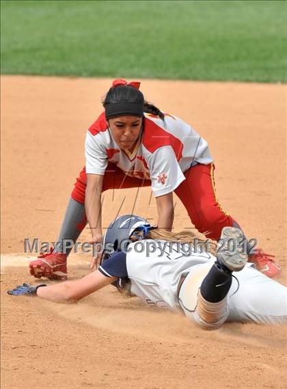 Thumbnail 2 in Cathedral Catholic vs. Northwood photogallery.