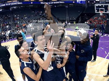 Thumbnail 2 in Rolling Hills Prep vs. St. Francis (CIF State D5 Final) photogallery.