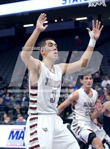 Thumbnail 2 in Rolling Hills Prep vs. St. Francis (CIF State D5 Final) photogallery.