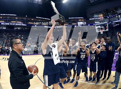 Thumbnail 2 in Rolling Hills Prep vs. St. Francis (CIF State D5 Final) photogallery.