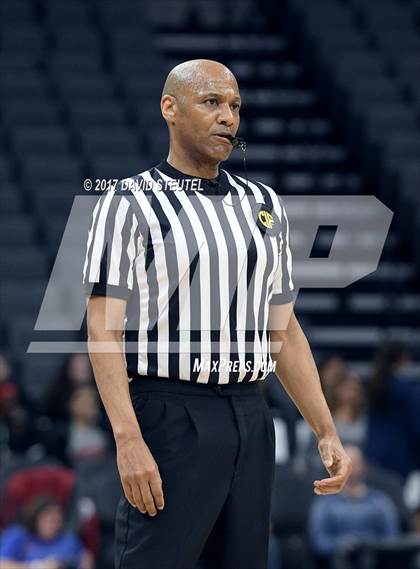 Thumbnail 3 in Rolling Hills Prep vs. St. Francis (CIF State D5 Final) photogallery.