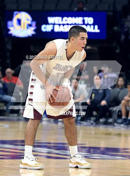 Thumbnail 2 in Rolling Hills Prep vs. St. Francis (CIF State D5 Final) photogallery.