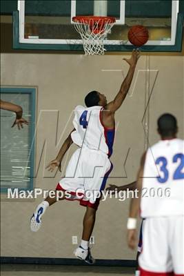 Thumbnail 1 in Crawford vs. Serra (Torrey Pines Holiday Classic) photogallery.
