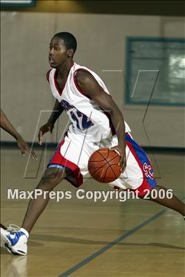 Thumbnail 1 in Crawford vs. Serra (Torrey Pines Holiday Classic) photogallery.