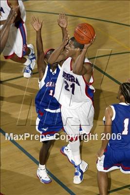 Thumbnail 1 in Crawford vs. Serra (Torrey Pines Holiday Classic) photogallery.