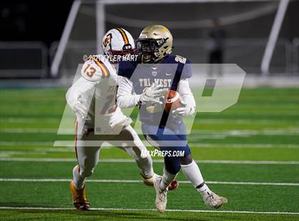 Thumbnail 2 in Gibson Southern @ Tri-West Hendricks (IHSAA 3A  Semifinal) photogallery.