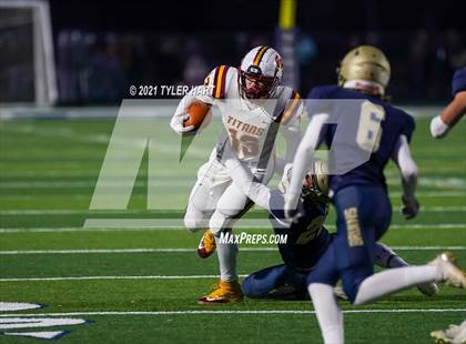 Thumbnail 3 in Gibson Southern @ Tri-West Hendricks (IHSAA 3A  Semifinal) photogallery.