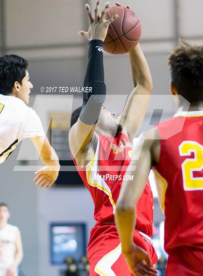Thumbnail 3 in Mountain View vs. Berkeley (Warriors Nor-Cal Invitational) photogallery.