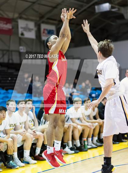 Thumbnail 2 in Mountain View vs. Berkeley (Warriors Nor-Cal Invitational) photogallery.