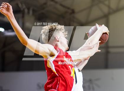 Thumbnail 2 in Mountain View vs. Berkeley (Warriors Nor-Cal Invitational) photogallery.