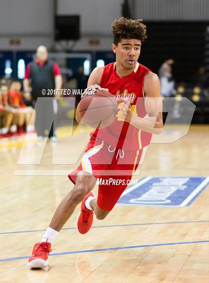 Thumbnail 3 in Mountain View vs. Berkeley (Warriors Nor-Cal Invitational) photogallery.