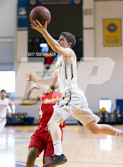 Thumbnail 1 in Mountain View vs. Berkeley (Warriors Nor-Cal Invitational) photogallery.
