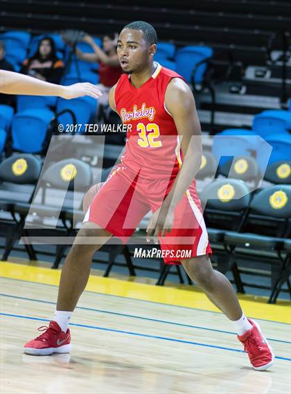 Thumbnail 3 in Mountain View vs. Berkeley (Warriors Nor-Cal Invitational) photogallery.