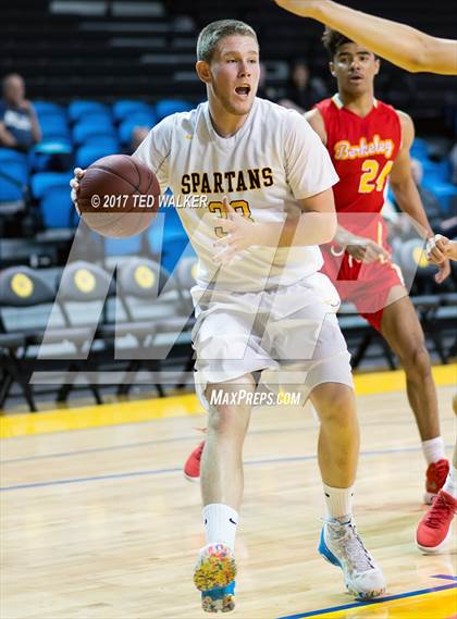 Thumbnail 1 in Mountain View vs. Berkeley (Warriors Nor-Cal Invitational) photogallery.