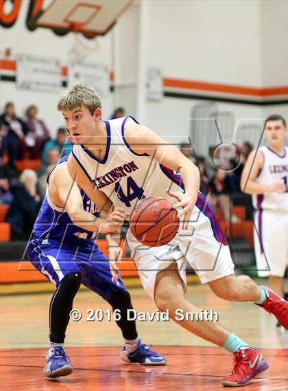 Thumbnail 1 in St. Paul Lutheran vs. Lexington (I-70 vs. MRVC East Challenge Tournament) photogallery.