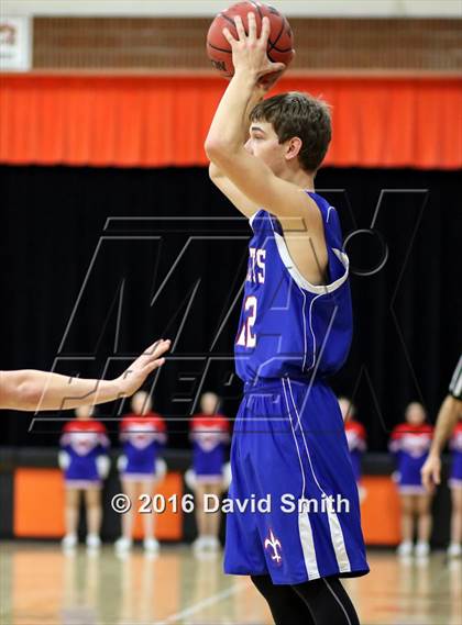 Thumbnail 1 in St. Paul Lutheran vs. Lexington (I-70 vs. MRVC East Challenge Tournament) photogallery.