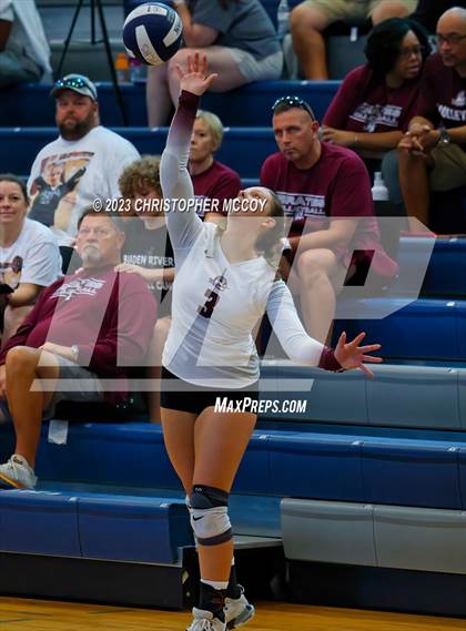 Thumbnail 2 in Mitchell vs. Braden River (PCHS Bulls Classic) photogallery.
