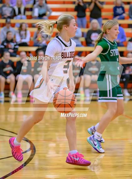 Thumbnail 3 in Stratton @ Syracuse photogallery.