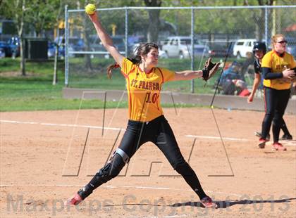 Thumbnail 3 in St. Francis vs. Granite Bay photogallery.