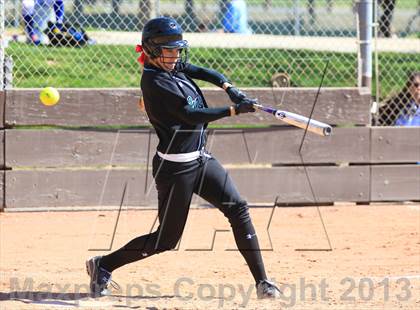 Thumbnail 2 in St. Francis vs. Granite Bay photogallery.