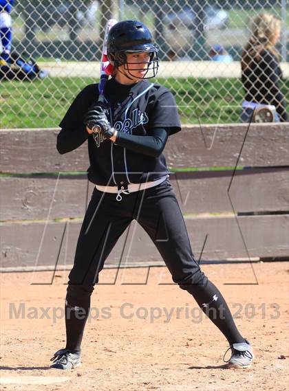 Thumbnail 3 in St. Francis vs. Granite Bay photogallery.