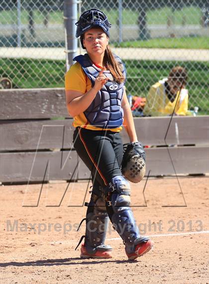 Thumbnail 1 in St. Francis vs. Granite Bay photogallery.
