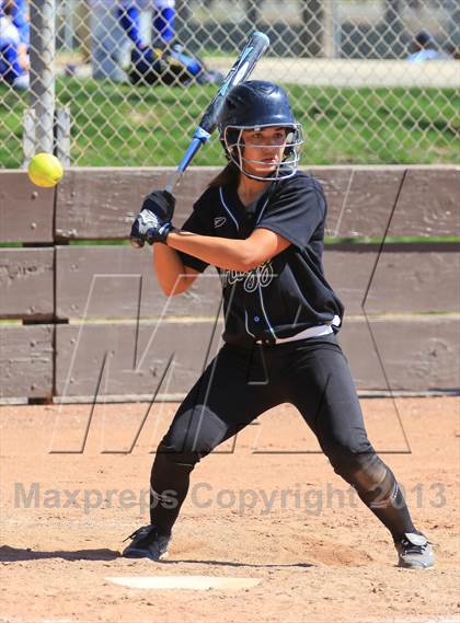 Thumbnail 3 in St. Francis vs. Granite Bay photogallery.