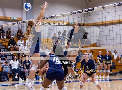 Thumbnail 1 in Yucaipa @ Chino Hills photogallery.