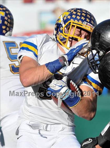 Thumbnail 3 in El Toro vs. Tustin (CIF SS Southwest Division Final)  photogallery.