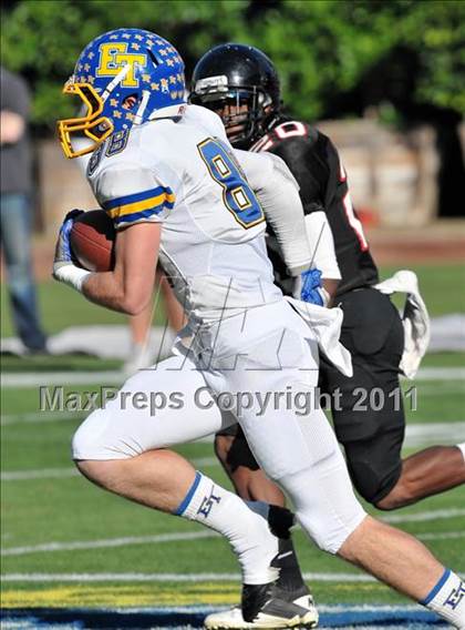Thumbnail 3 in El Toro vs. Tustin (CIF SS Southwest Division Final)  photogallery.